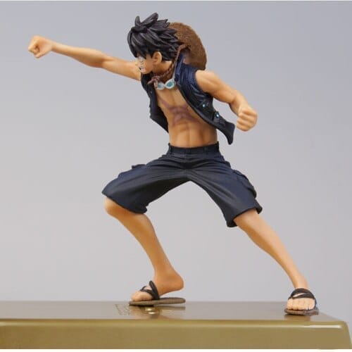 Japon Anime ONE PIECE FILM or Original BANPRESTO DXF MANHOOD Collection figurine singe D Luffy