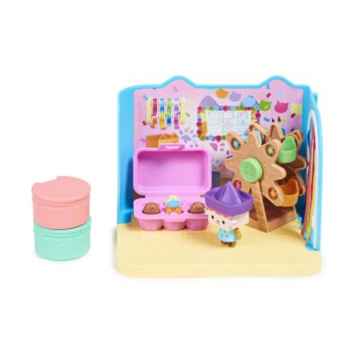 Spin Master Gabby's Dollhouse: 'Baby Box Craft-a-riffic' Room - Art Study Deluxe Room Set (6064151)